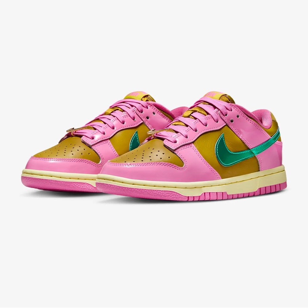 Brand new in box Parris goebel Nike dunks size: 7.5